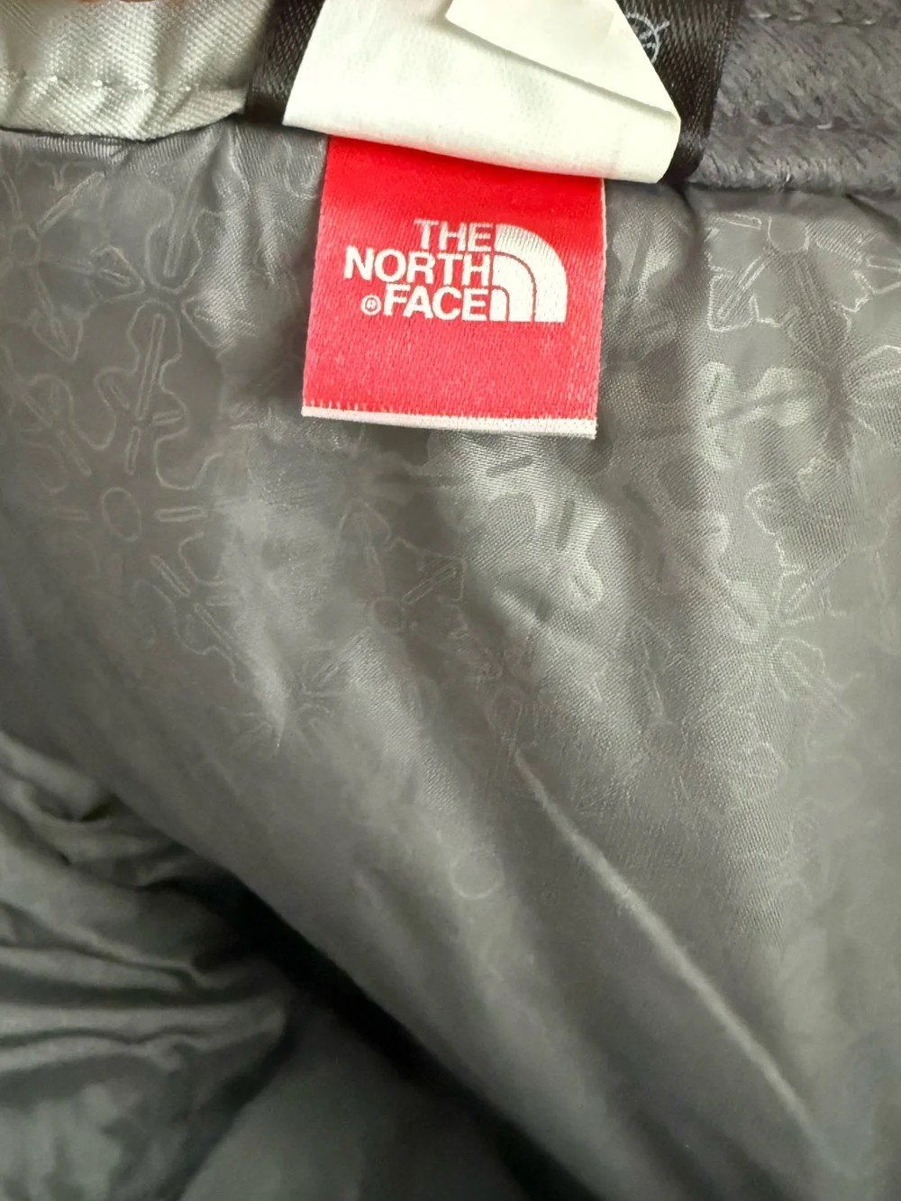 The North Face | HyVent Ski/Snowboard Pant |Size Small - Picture 10 of 10